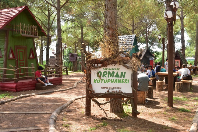 Antalya Kepez Orman Kütüphanesi Dokuma Parkta İlgi Odağı Oldu
